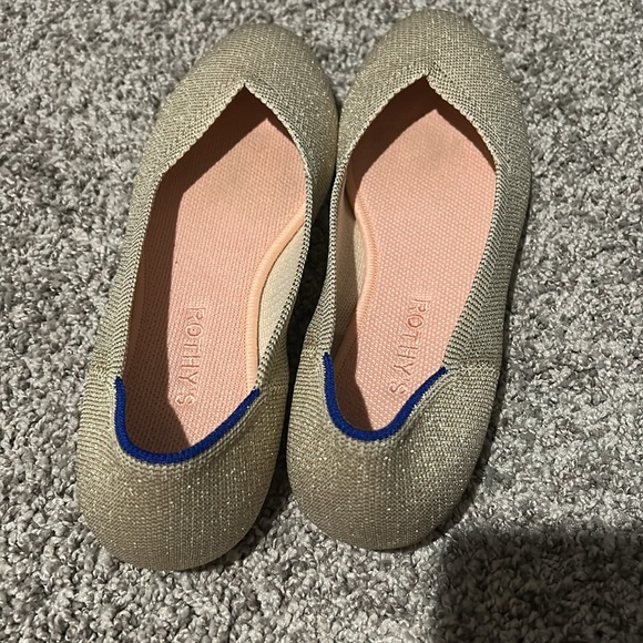 Metallic gold Rothy’s Flats - Picture 2 of 4
